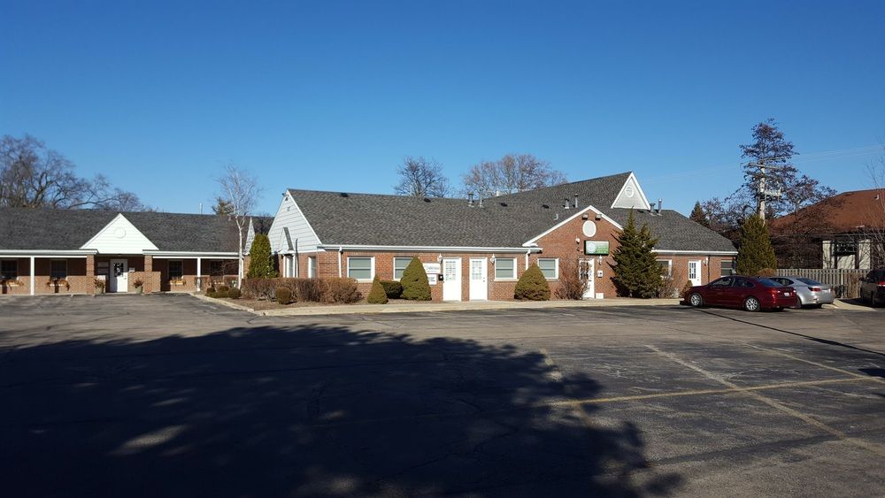 Medical Office Suite: 4727 Willow Springs Rd, La Grange, IL 60525